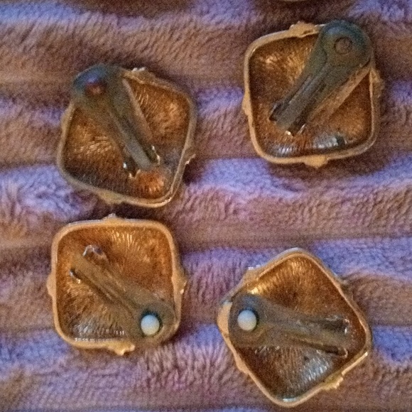 Earrings Set - Picture 7 of 8